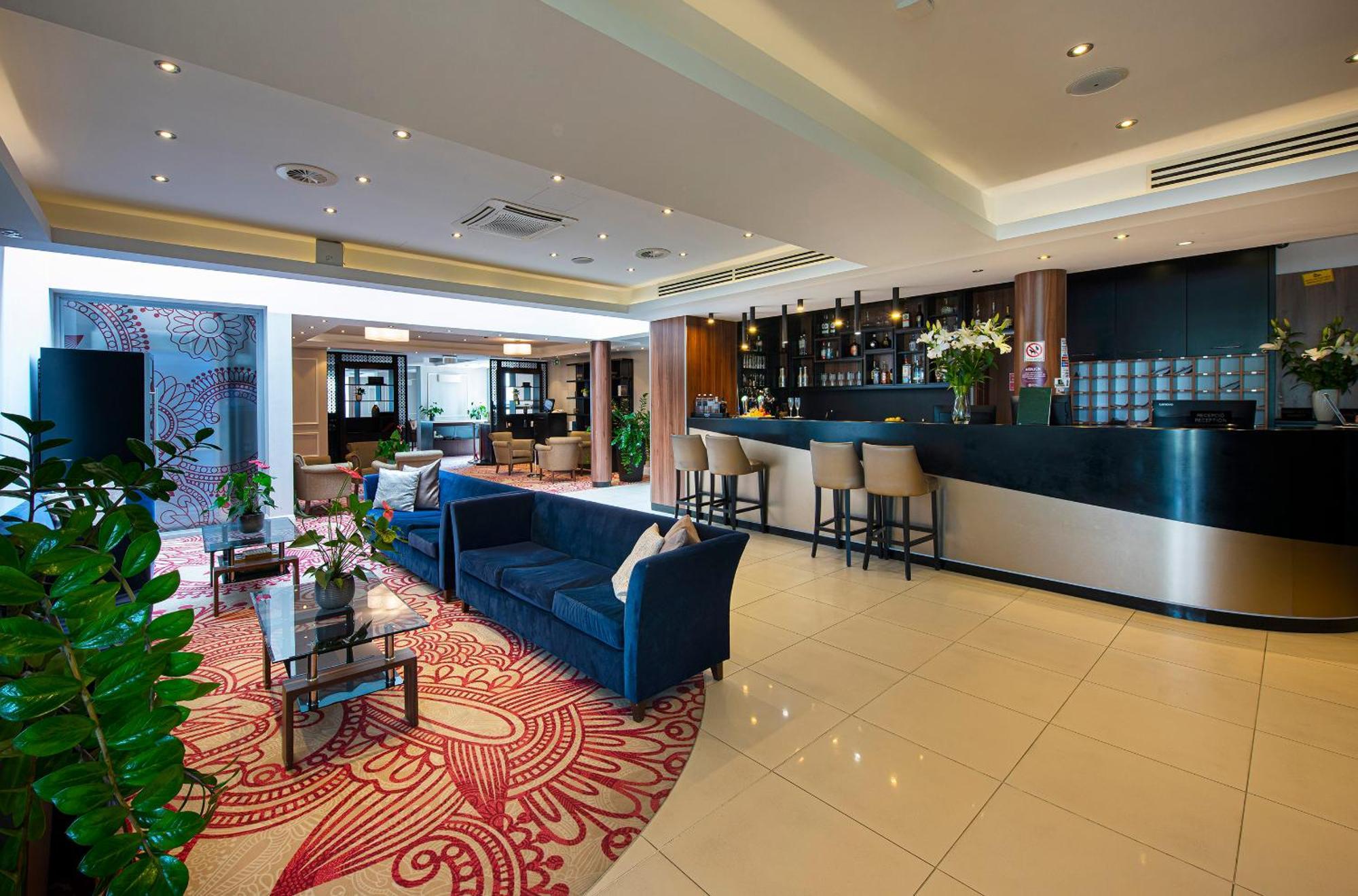 Outlet Hotel Polgar Bagian luar foto